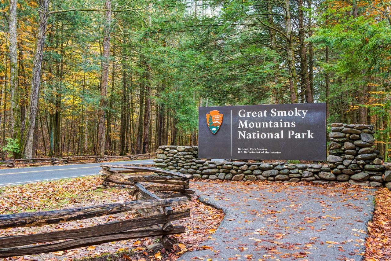 Mountain Charm Villa Gatlinburg Eksteriør bilde